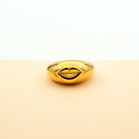 Power Pout Gold Ring