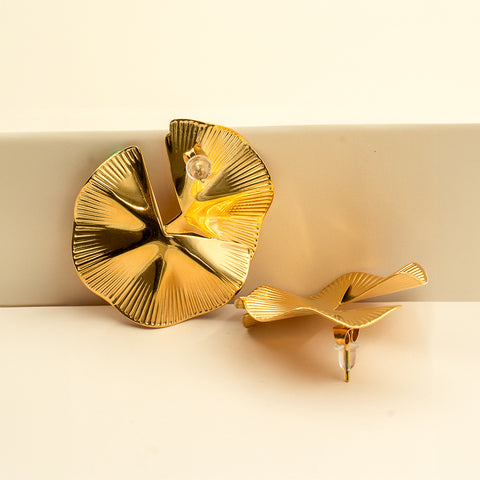 Swirl Statement Stud Earring