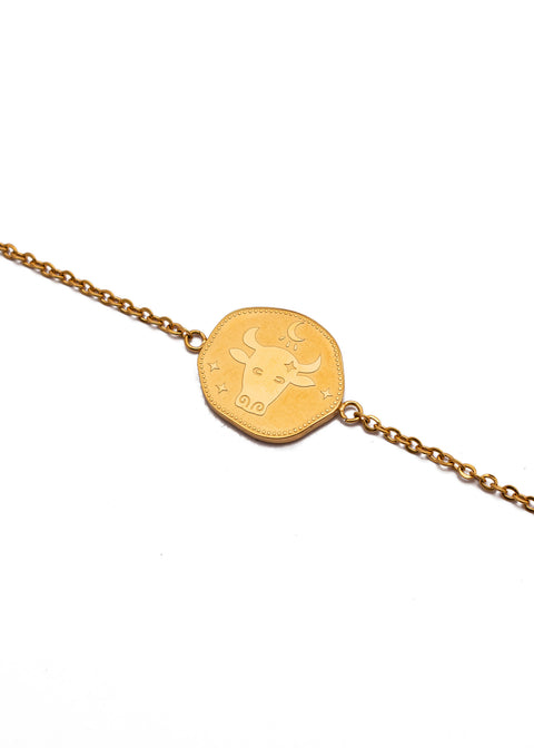 Made with exquisite 18k gold plated modern & contemporary zodiac bracelet from our premium jewelry brand Neeyo. This bracelet is designed to add a touch of elegance and sophistication to your everyday outfit. It has two sides and can be worn and paired with almost anything.  Material: Stainless Steel Plating: 18K Gold-Plated Waterproof Hypoallergenic Anti-tarnish