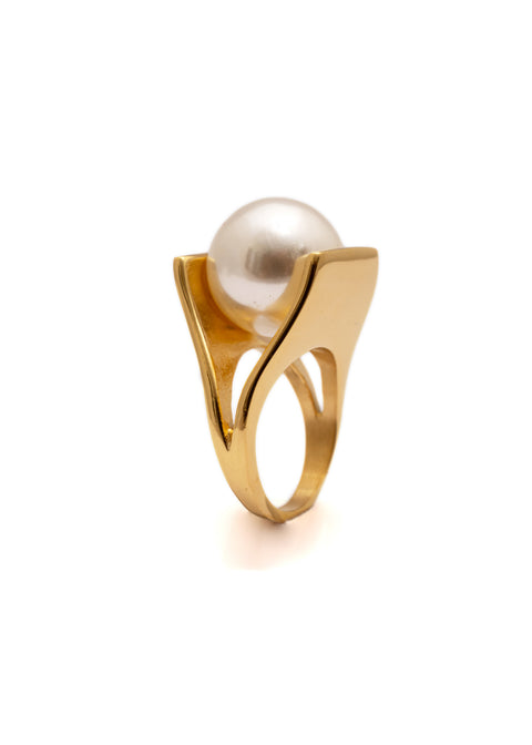 Opulent Pearl Ring